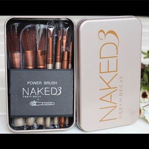 Urban Decay Naked 3 brushes New